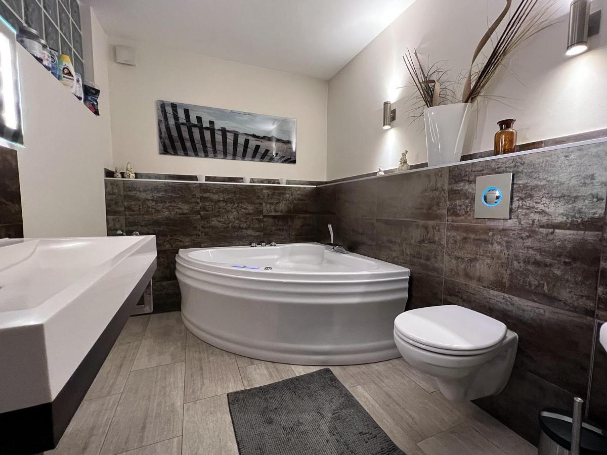 Fewo Mit Garten, Kamin U. Whirlpool Berlin Extérieur photo